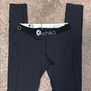 Cute ethika women’s leggings size M